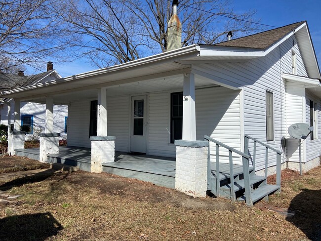 507 Irene St in Thomasville, NC - Building Photo - Building Photo