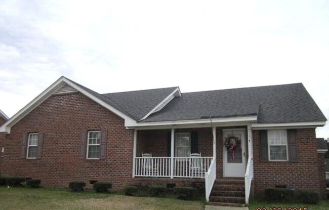 property at 4115 Juniper Ln NW