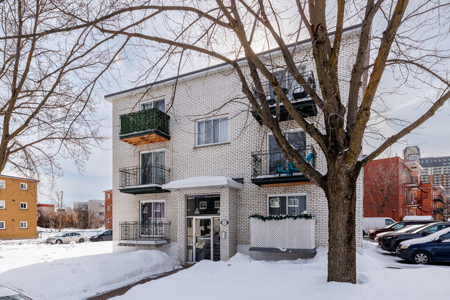 590 Lartigue Rue