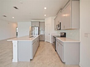 3092 Ella Wy in St. Cloud, FL - Building Photo - Building Photo