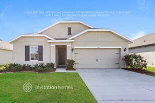 3813 Wayfarer Wy in Palmetto, FL - Building Photo