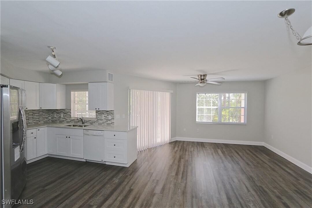 441 Quail Forest Blvd in Naples, FL - Building Photo