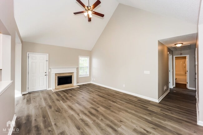 17 Richmond Dr in Hiram, GA - Building Photo - Building Photo