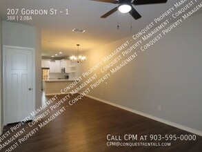 207 Gordon St in Arp, TX - Building Photo - Building Photo