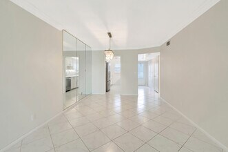 2440 SW 22nd Ave in Delray Beach, FL - Building Photo - Building Photo