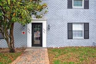 241 Lewfield Cir in Winter Park, FL - Building Photo