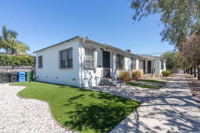 5179 Bangor St, Unit 5177 in Los Angeles, CA - Building Photo - Building Photo