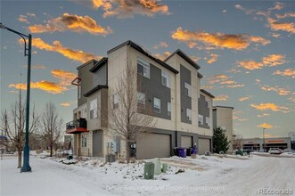 4943 Valentia St in Denver, CO - Building Photo - Building Photo