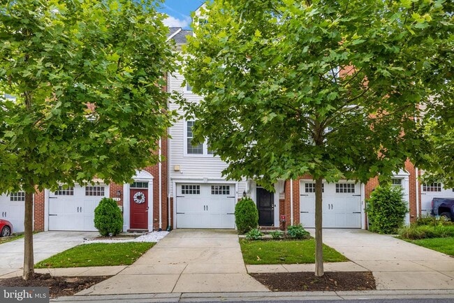 property at 107 Dark Sky Crossing