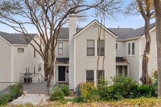735 Patterson Ave in Austin, TX - Building Photo - Building Photo