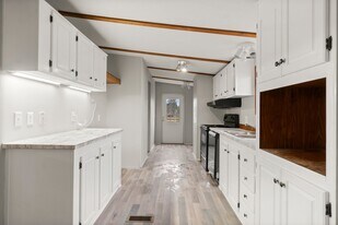 849 Road 5027 Rd in Cleveland, TX - Building Photo