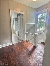 306 N Mantua St in Kent, OH - Building Photo - Building Photo