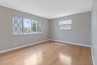 11501 Hanover Rd in Cincinnati, OH - Building Photo - Building Photo