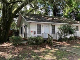 3418 N Monroe St in Tallahassee, FL - Building Photo