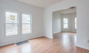 317 Marguerite Ave in Syracuse, NY - Building Photo - Building Photo