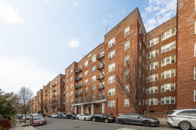 1775 E 18th St in Brooklyn, NY - Building Photo - Primary Photo