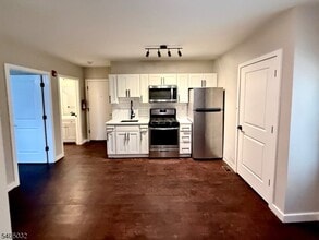 196 Spring St in Newton, NJ - Building Photo - Building Photo