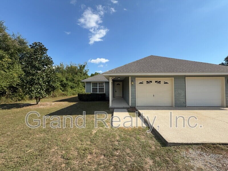 6909 Ella St in Milton, FL - Building Photo