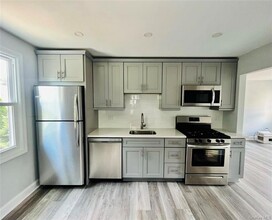 95 Maple Ave in Rye, NY - Building Photo - Building Photo