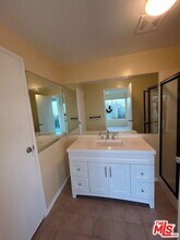 3641 Sunswept Dr in Los Angeles, CA - Building Photo - Building Photo