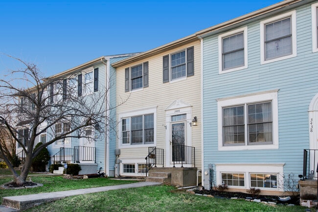 property at 3440 Winter Moss Ct