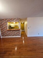 250 Nesmith St, Unit 10 in Lowell, MA - Building Photo - Building Photo