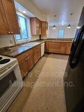 432 Colchester Ave in Burlington, VT - Foto de edificio - Building Photo