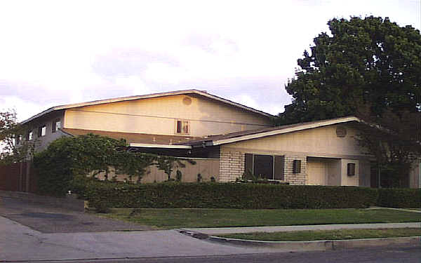 3106 Mace Ave in Costa Mesa, CA - Building Photo - Building Photo