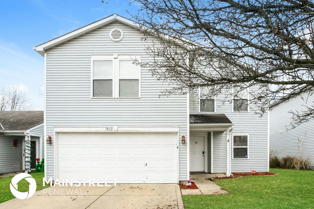 1942 Dutch Elm Dr in Indianapolis, IN - Foto de edificio