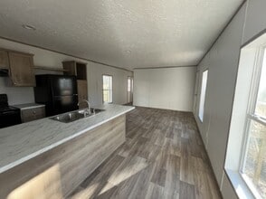 6 Moon Shadow Ln in Asheville, NC - Building Photo - Building Photo