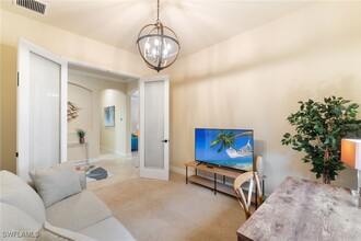 28086 Kerry Ct in Bonita Springs, FL - Foto de edificio - Building Photo