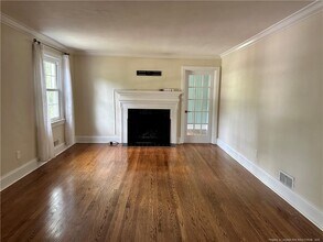 238 Pinecrest Dr in Fayetteville, NC - Building Photo - Building Photo