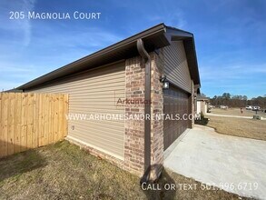 205 Magnolia Cr in Jacksonville, AR - Building Photo - Building Photo