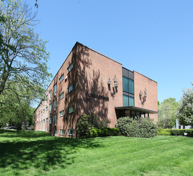 Northbrook Place Apartments in West Hartford, CT - Building Photo