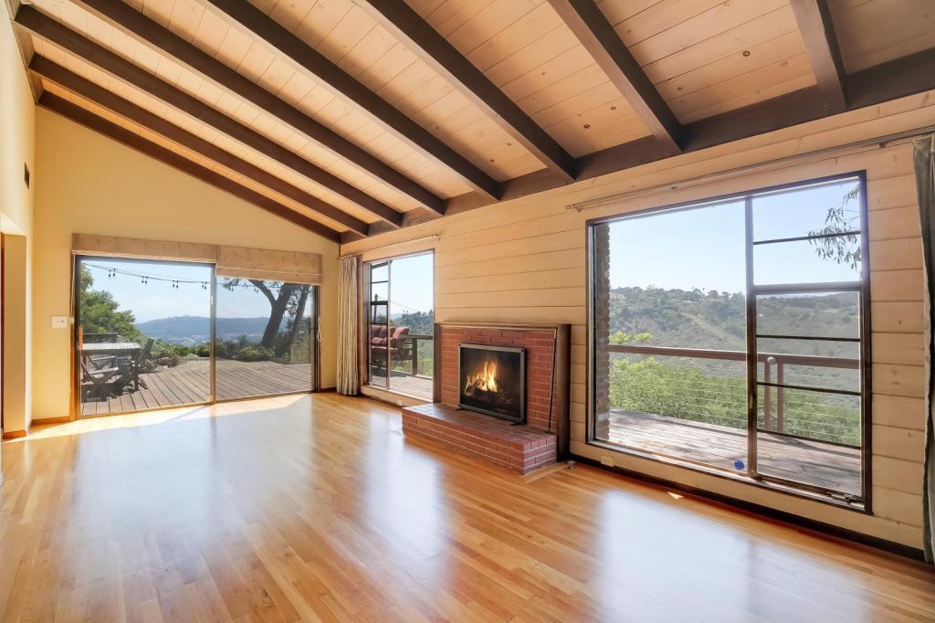 112 Crestview Ln in Montecito, CA - Building Photo