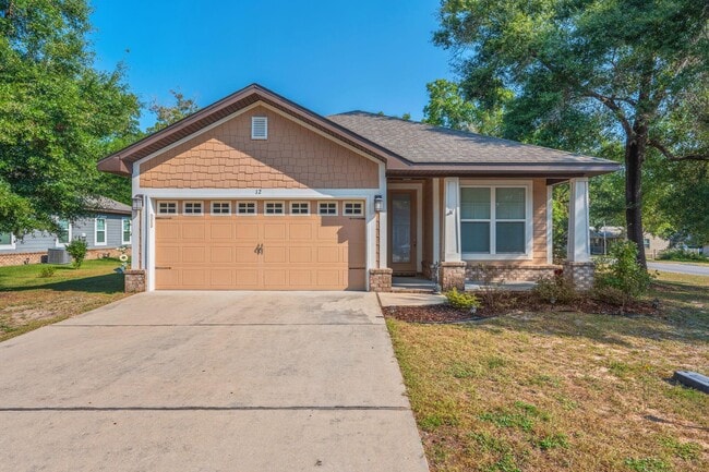 12 Benton Blvd in Freeport, FL - Building Photo - Building Photo