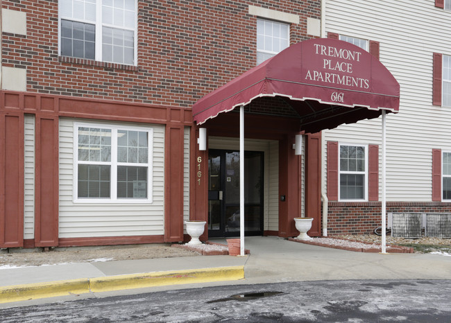 Tremont Place Senior Apartments in Kansas City, MO - Building Photo - Building Photo