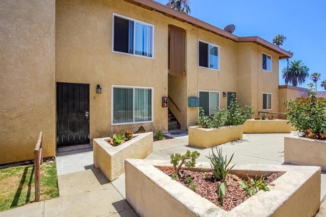 1223 Mitchell St-Unit -F in Oceanside, CA - Building Photo