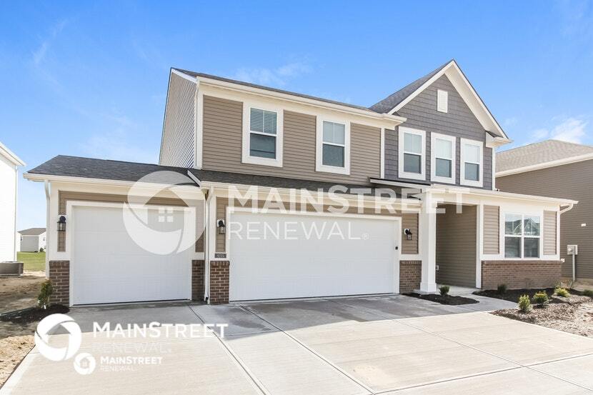 9215 Larson Dr in Pendleton, IN - Building Photo