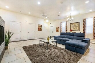 1812 Carondelet St in New Orleans, LA - Building Photo - Building Photo