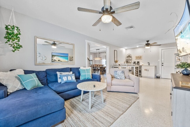 366 W Osceola Ln in Cocoa Beach, FL - Building Photo - Building Photo