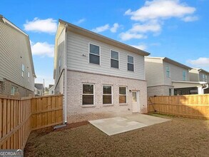 3624 Silvery Wy in Powder Springs, GA - Building Photo - Building Photo