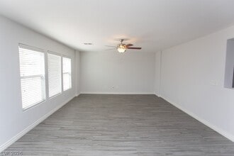 6525 Cedar Waxwing St in North Las Vegas, NV - Building Photo - Building Photo