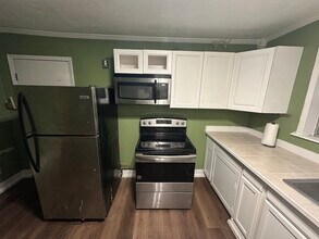 165 Pleasant Ct in Jackson, MS - Building Photo - Building Photo