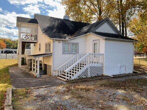1413 E Harper Ave in Maryville, TN - Building Photo - Building Photo