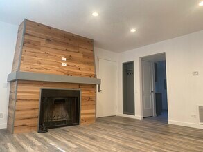 9370 E Girard Ave, Unit 11 in Denver, CO - Building Photo - Building Photo