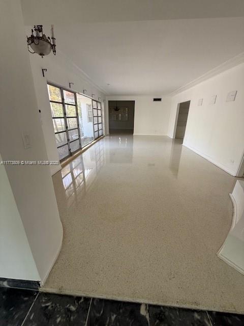 1100 N Shore Dr in Miami Beach, FL - Building Photo - Building Photo