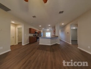 6926 Monica Ct in Jacksonville, FL - Foto de edificio - Building Photo