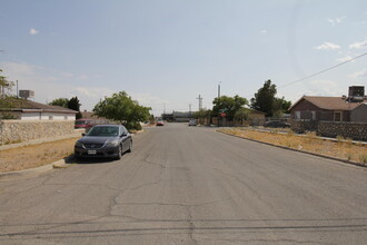 3900 Flory Ave in El Paso, TX - Building Photo - Building Photo