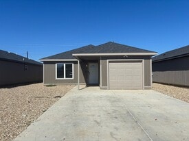 2927 E Cornell St in Lubbock, TX - Building Photo